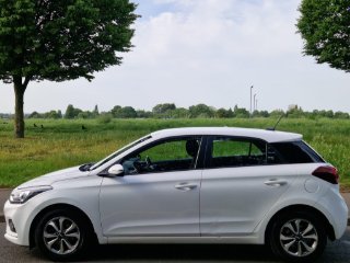 /photos/12776/26e0f63d-f8a3-4680-b94d-a119346f9f23_i320x240.jpg